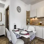 Victoria - One Bedroom With Terrace A2 Apartamento *